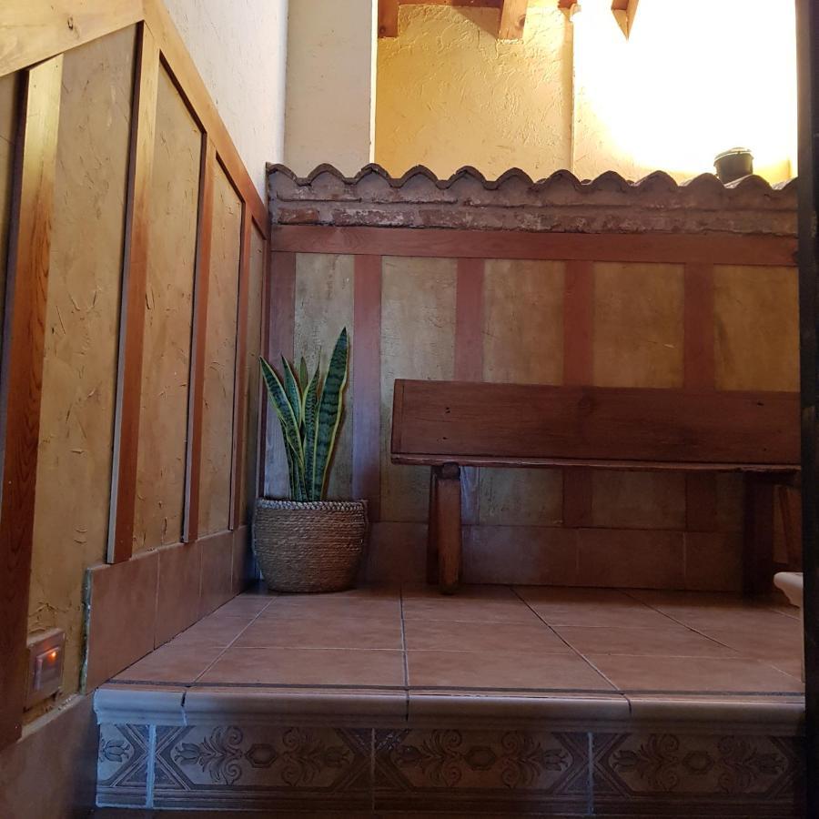 Puerta Al Duraton Bed & Breakfast Sebulcor Exterior photo