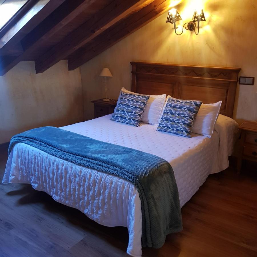 Puerta Al Duraton Bed & Breakfast Sebulcor Room photo
